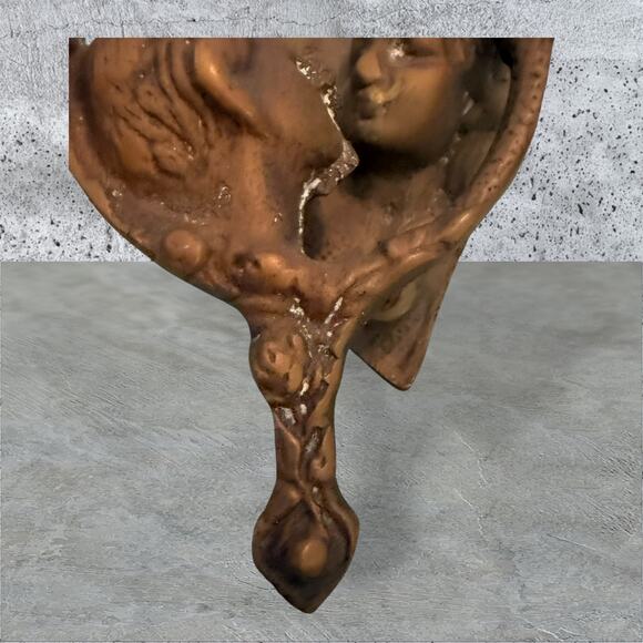 Antique Cast Iron Door Knocker – Victorian Cherub & Lion Head Design - Picture 3 of 7